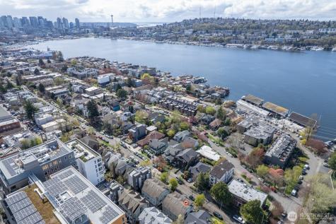 2526 Yale Avenue E Seattle WA 98102