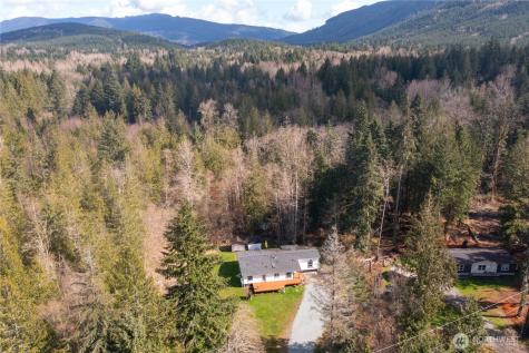 19667 Silver Creek Drive Sedro Woolley WA 98284