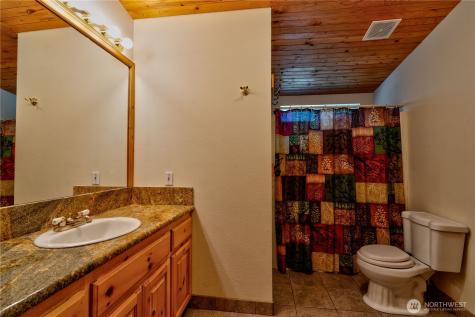 156 Peppermill Road Kelso WA 98626