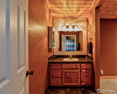 156 Peppermill Road Kelso WA 98626