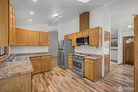 6509 182nd Street SW Lynnwood WA 98037