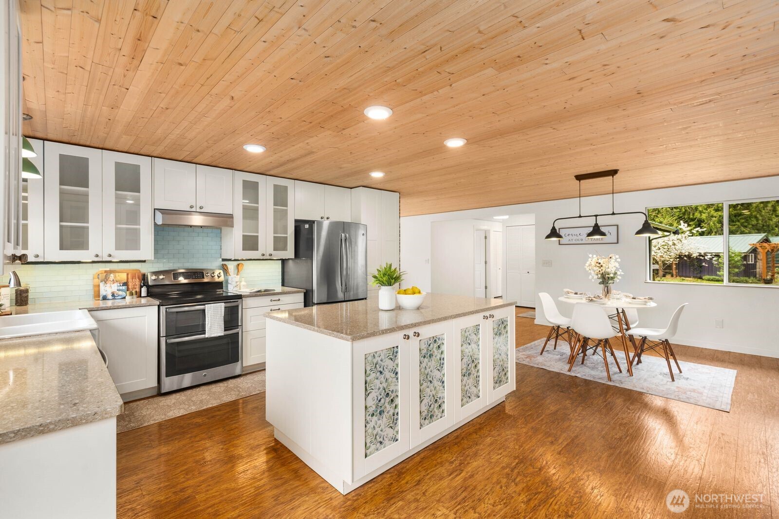 36631 SE Fall City Snoqualmie Road Fall City WA 98024