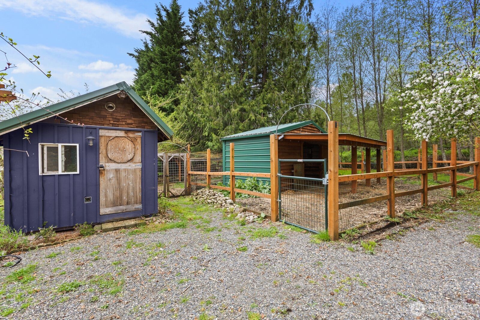 36631 SE Fall City Snoqualmie Road Fall City WA 98024