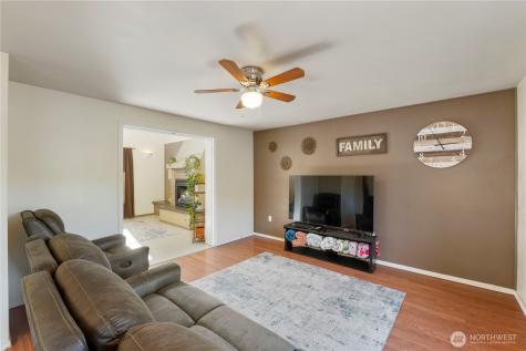2219 Key Peninsula Highway SW Lakebay WA 98349