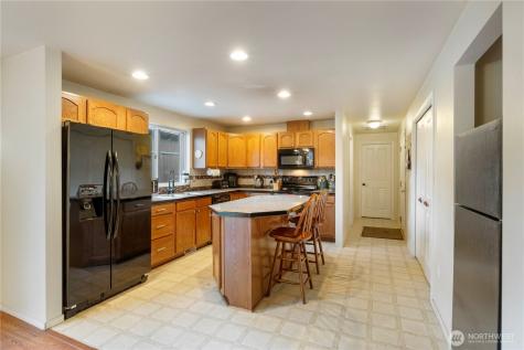 2219 Key Peninsula Highway SW Lakebay WA 98349