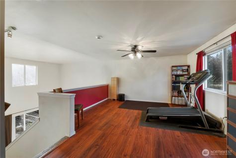 2219 Key Peninsula Highway SW Lakebay WA 98349