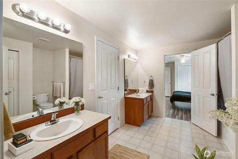 2219 Key Peninsula Highway SW Lakebay WA 98349