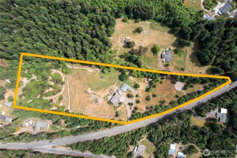 2219 Key Peninsula Highway SW Lakebay WA 98349