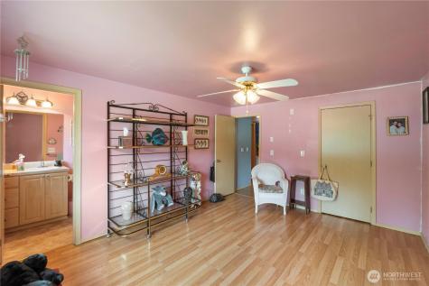 2219 Key Peninsula Highway SW Lakebay WA 98349