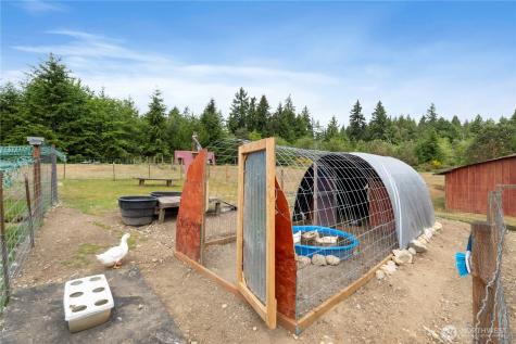 2219 Key Peninsula Highway SW Lakebay WA 98349