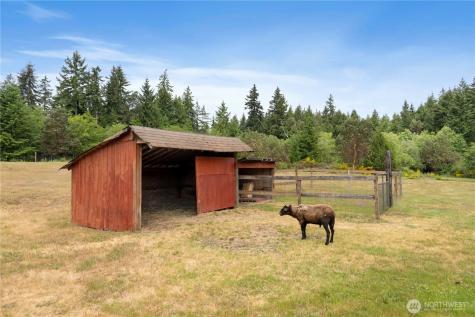 2219 Key Peninsula Highway SW Lakebay WA 98349
