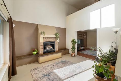 2219 Key Peninsula Highway SW Lakebay WA 98349