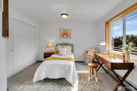 9912 Holly Drive Everett WA 98204