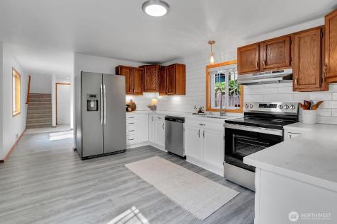 9912 Holly Drive Everett WA 98204