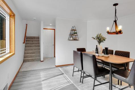 9912 Holly Drive Everett WA 98204