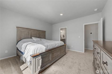 212 Royal Palm Drive Moses Lake WA 98837