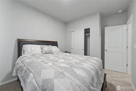 212 Royal Palm Drive Moses Lake WA 98837
