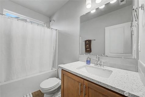212 Royal Palm Drive Moses Lake WA 98837