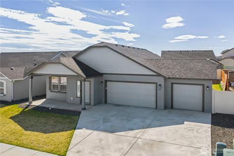 212 Royal Palm Drive Moses Lake WA 98837