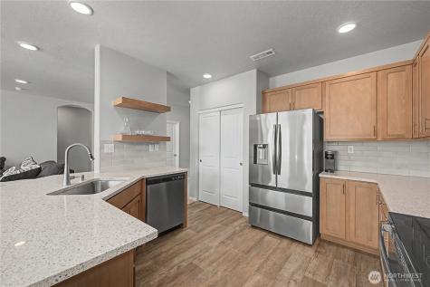 212 Royal Palm Drive Moses Lake WA 98837