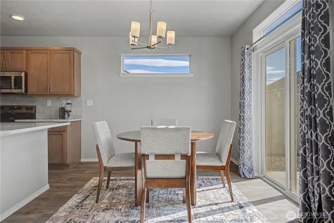 212 Royal Palm Drive Moses Lake WA 98837