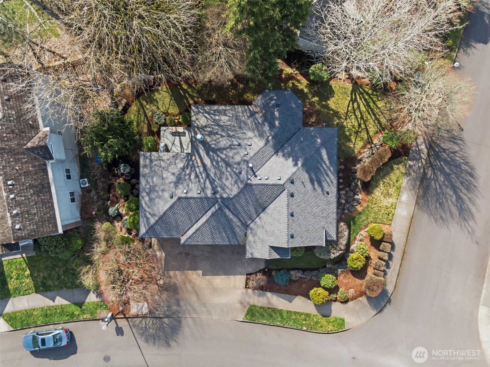9216 NW Bartolomew Drive Portland OR 97229