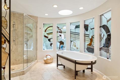 5004 134th Place NE Bellevue WA 98005