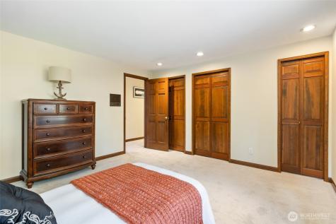 5004 134th Place NE Bellevue WA 98005