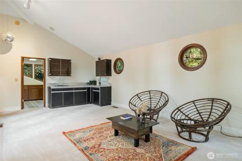 5004 134th Place NE Bellevue WA 98005