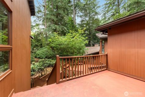 5004 134th Place NE Bellevue WA 98005