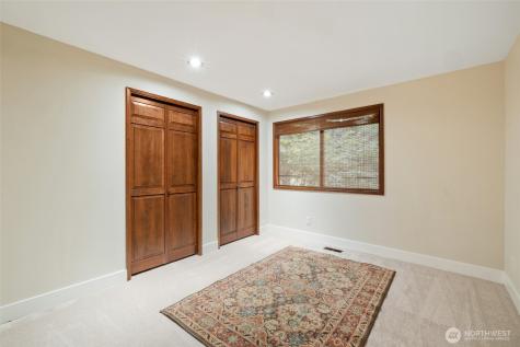 5004 134th Place NE Bellevue WA 98005