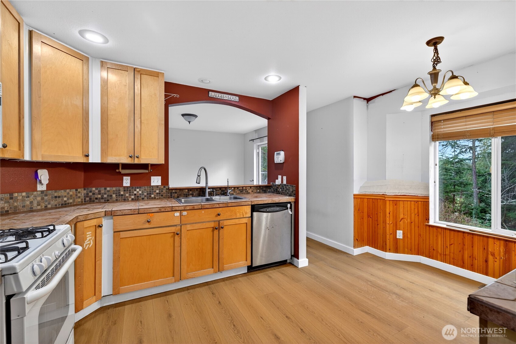 6013 98th Street NW Marysville WA 98271