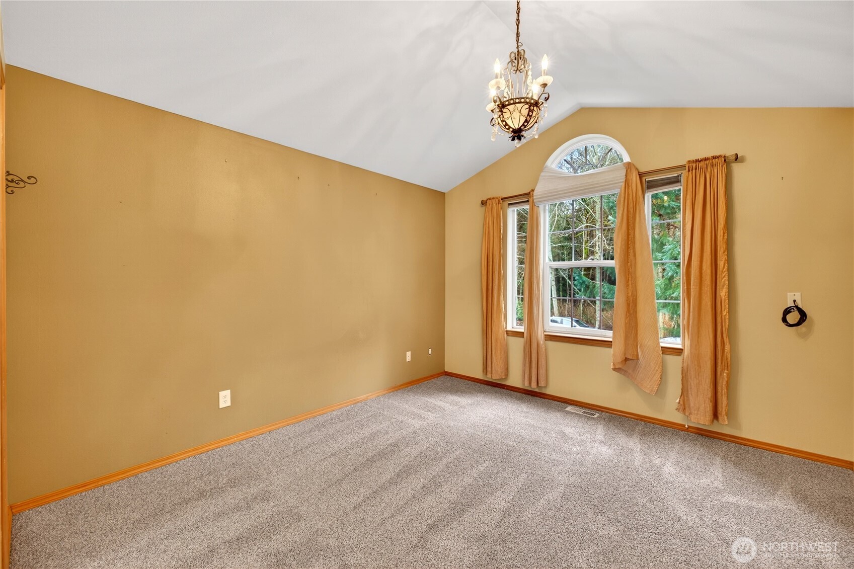 6013 98th Street NW Marysville WA 98271