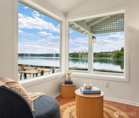 22123 Dockton Road SW Vashon WA 98070
