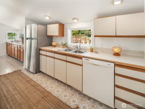 22123 Dockton Road SW Vashon WA 98070