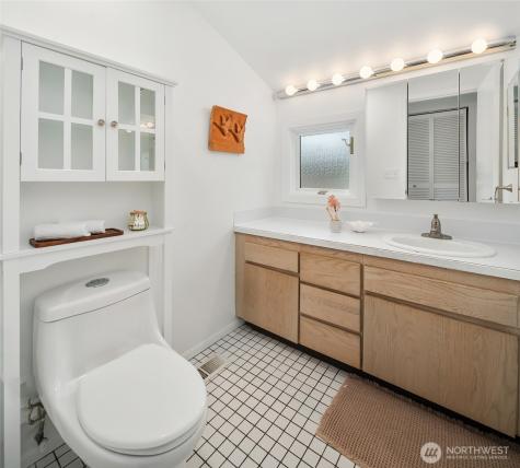 22123 Dockton Road SW Vashon WA 98070