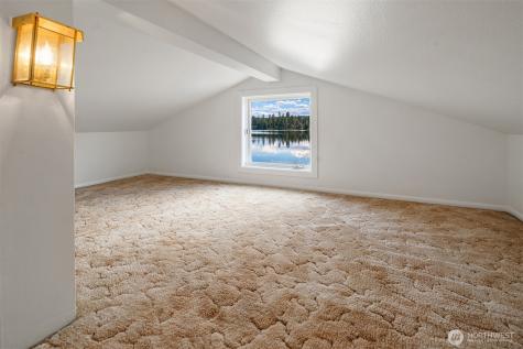 22123 Dockton Road SW Vashon WA 98070