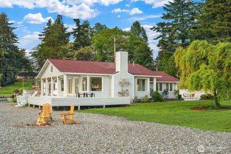 22123 Dockton Road SW Vashon WA 98070