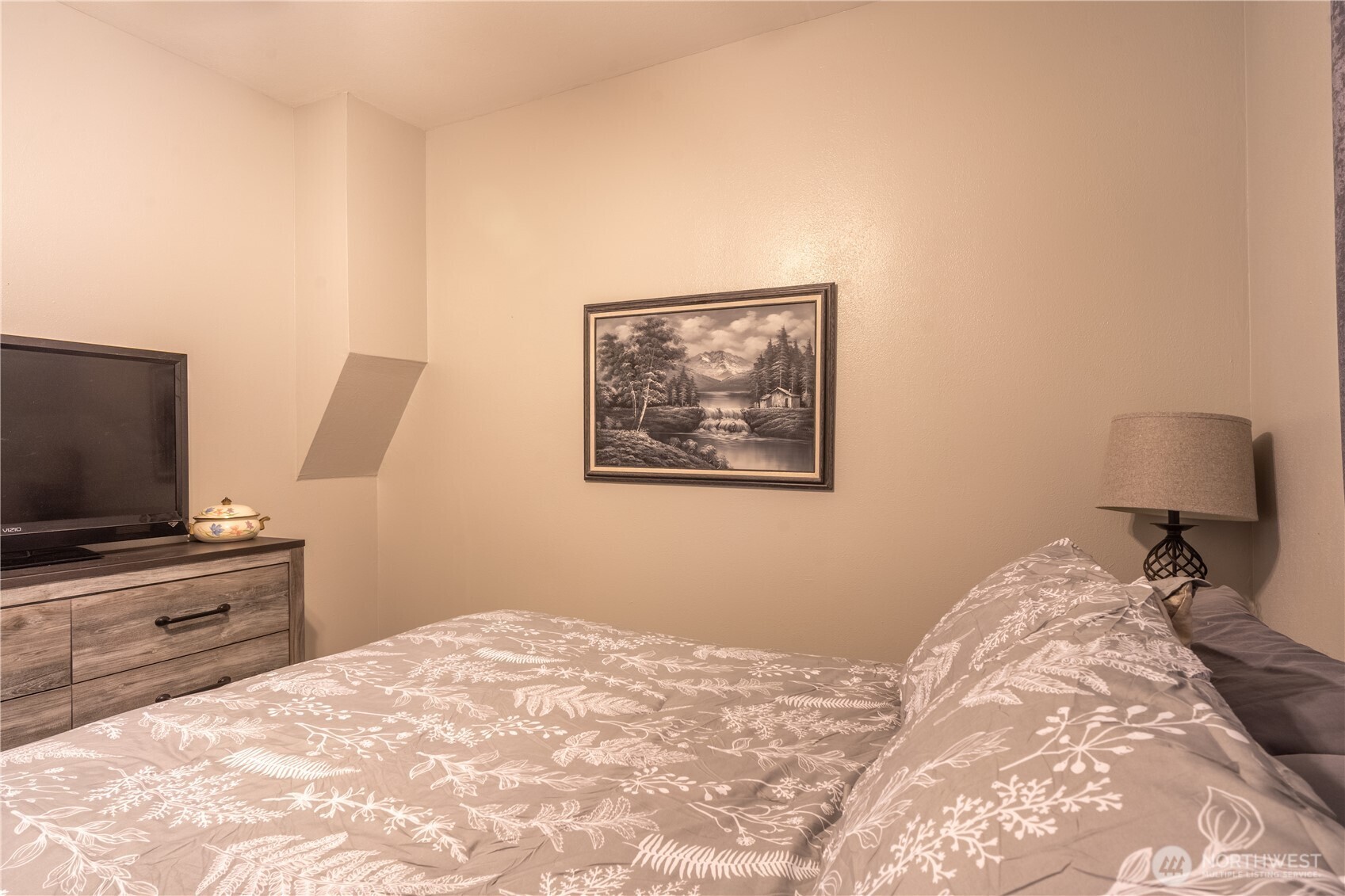 102 W 3rd Street Lind WA 99341