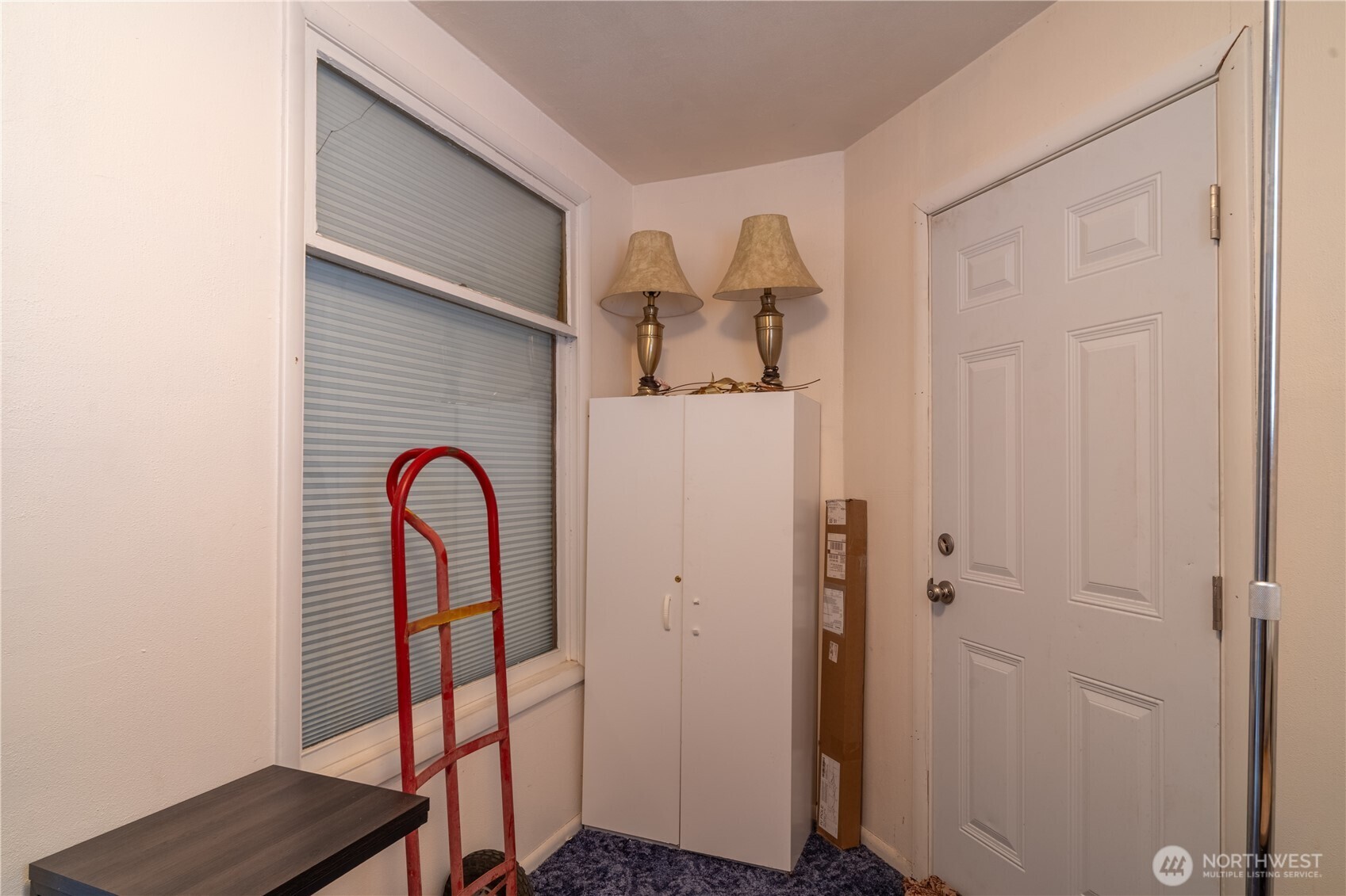 102 W 3rd Street Lind WA 99341