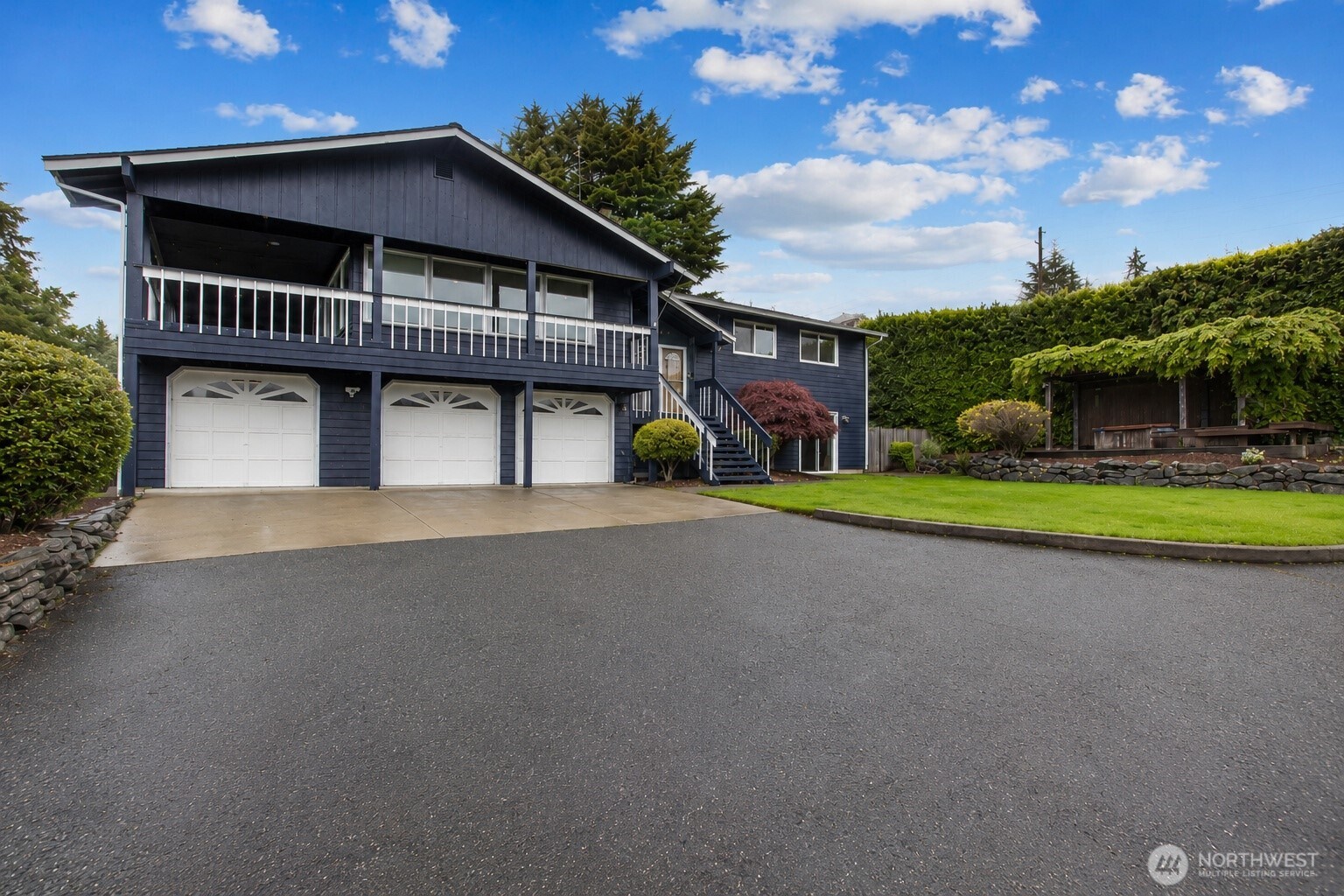 22525 10th Avenue S Des Moines WA 98198