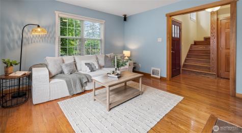 1908 Gregory Way Bremerton WA 98337