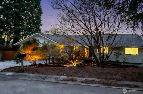 4609 135th Avenue SE Bellevue WA 98006