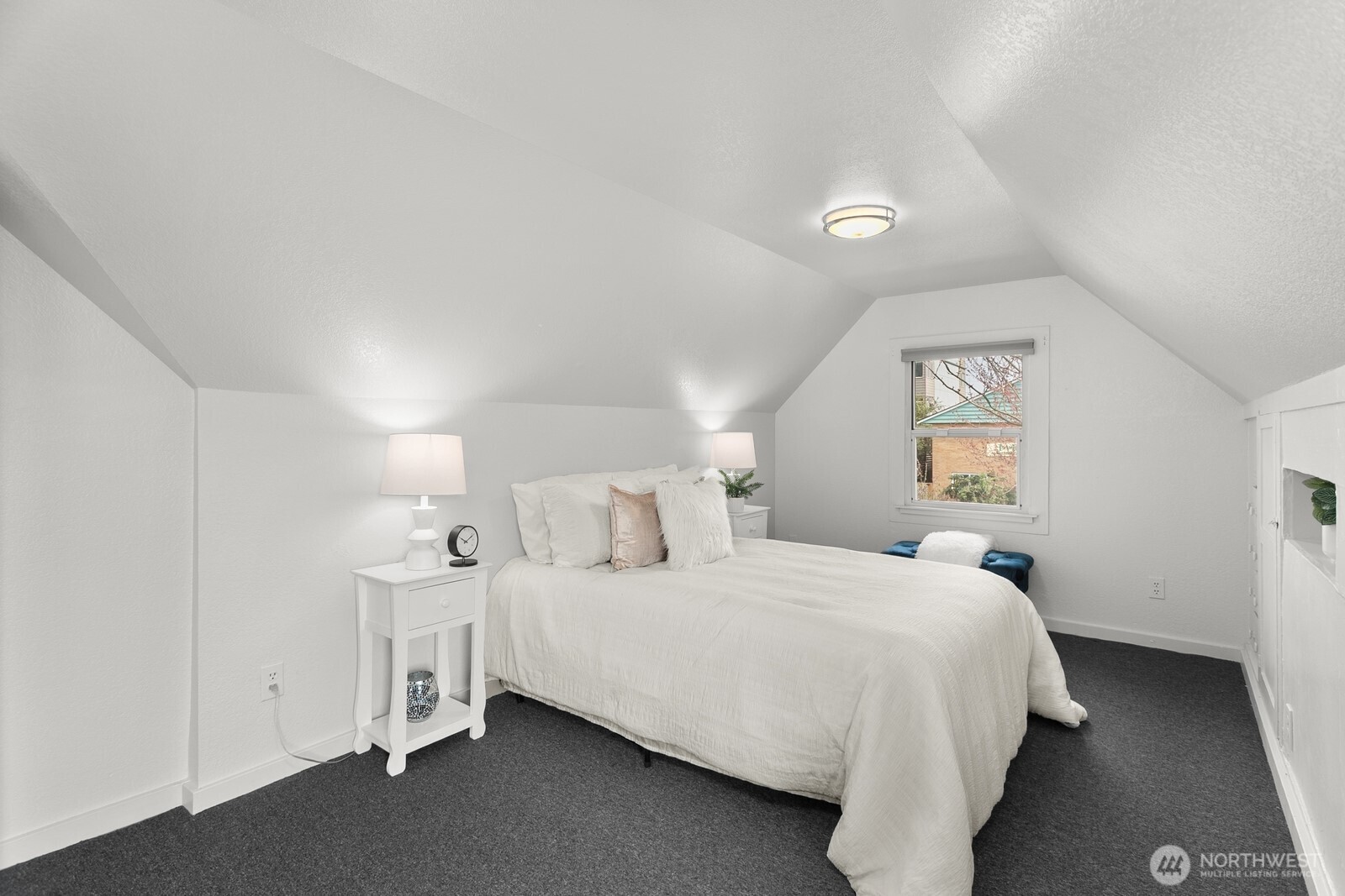 4135 36th Ave SW Seattle WA 98126