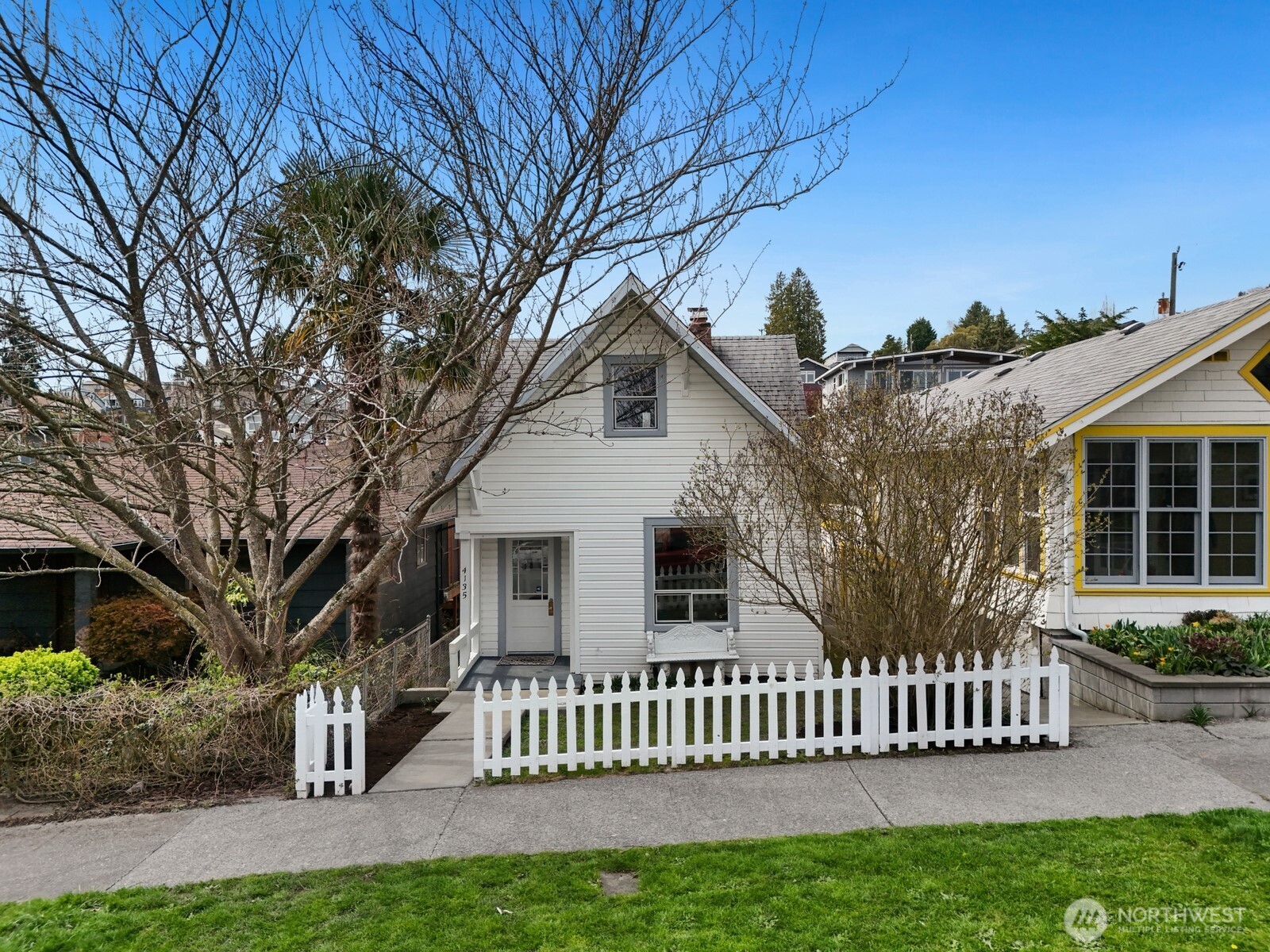 4135 36th Ave SW Seattle WA 98126