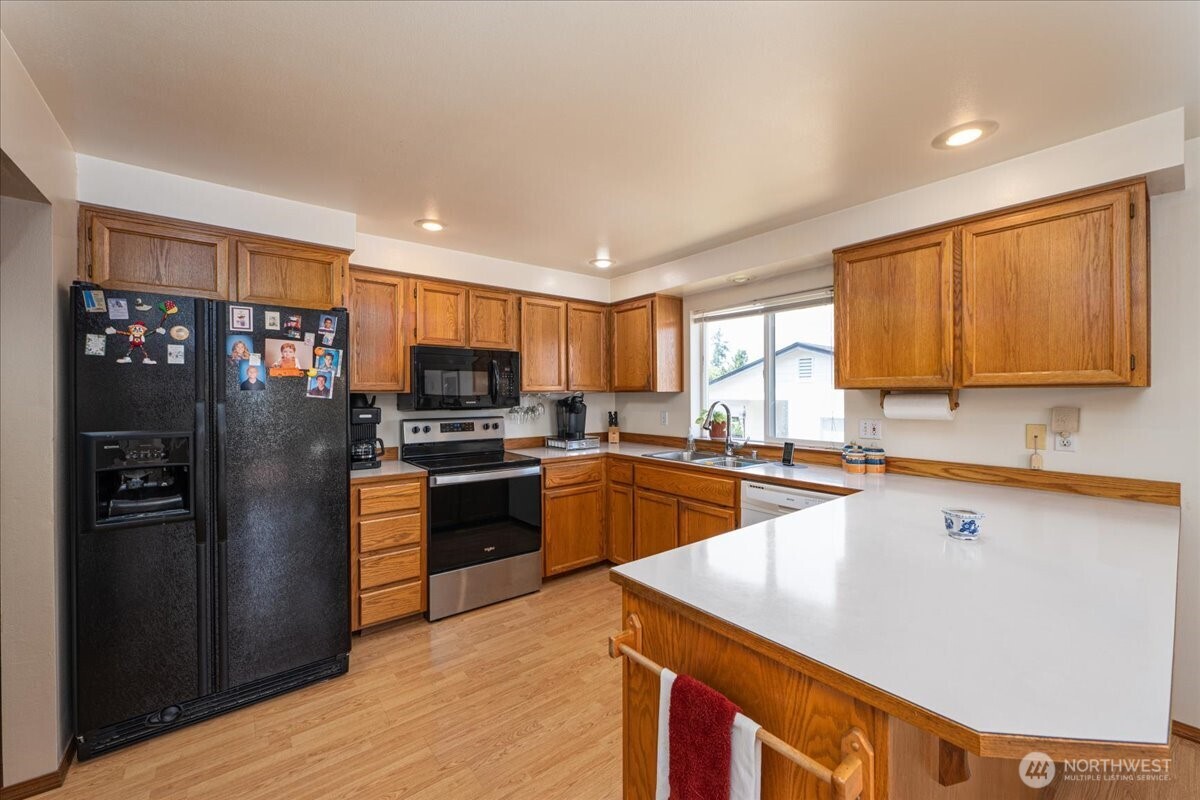 1890 Edgewood Drive Camano Island WA 98282