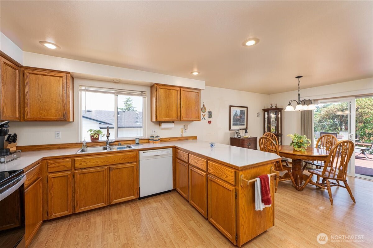 1890 Edgewood Drive Camano Island WA 98282