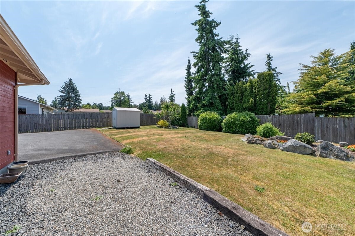 1890 Edgewood Drive Camano Island WA 98282