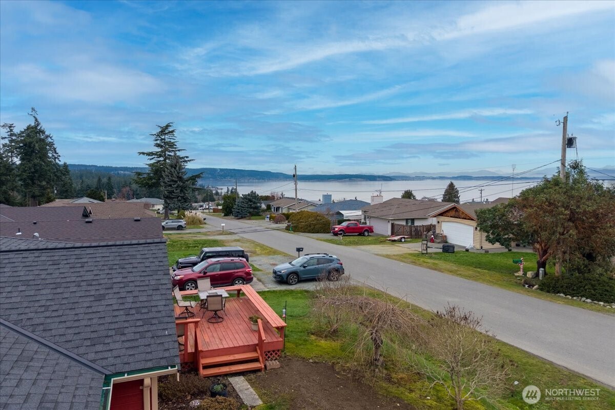 1890 Edgewood Drive Camano Island WA 98282