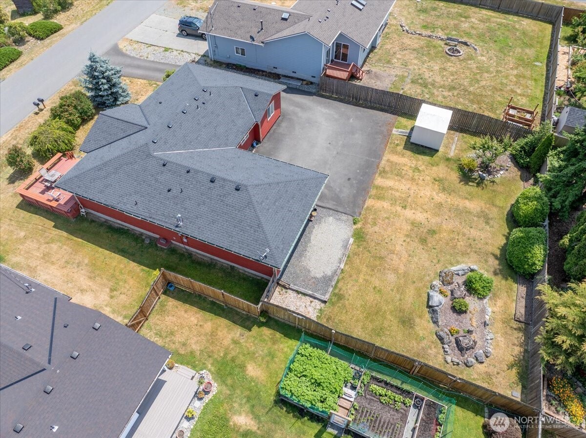 1890 Edgewood Drive Camano Island WA 98282
